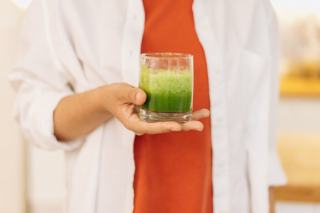 Faire manger des légumes aux enfants avec des smoothies verts